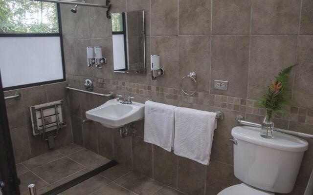 Tapirus Lodge