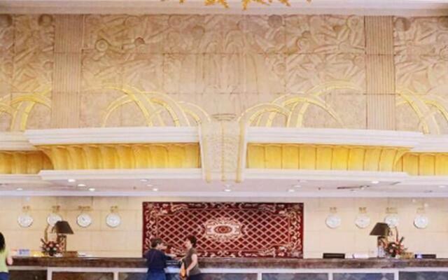 Royal Garden Hotel