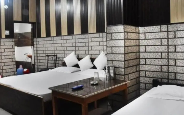 Goroomgo Kaushalya Residency Uttarakhand