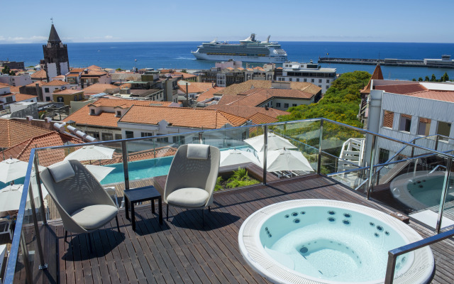 Castanheiro Boutique Hotel