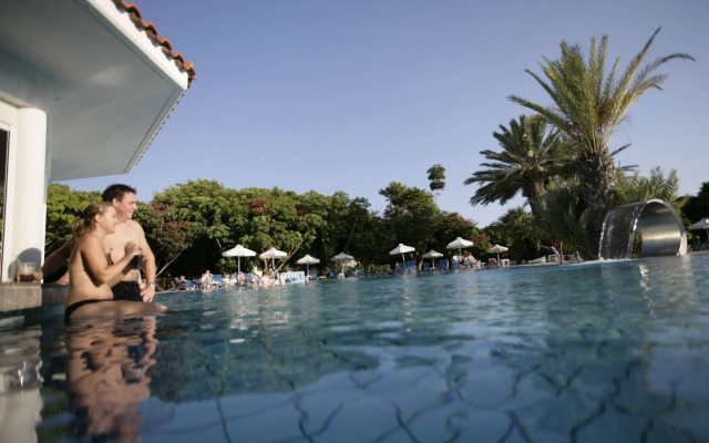 Avanti Hotel