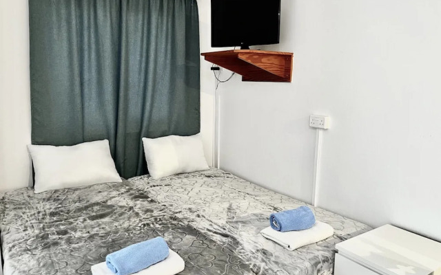 79 AN - Stay Nissi Chrysland Studio 110