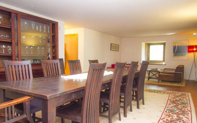 Liiiving in Caminha - Oak Tree Chill