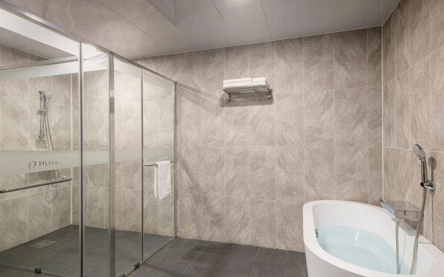 Hotel Tops 10