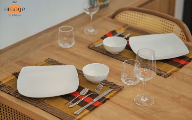 iRest Orange Tay Ho Lakeside Apartment