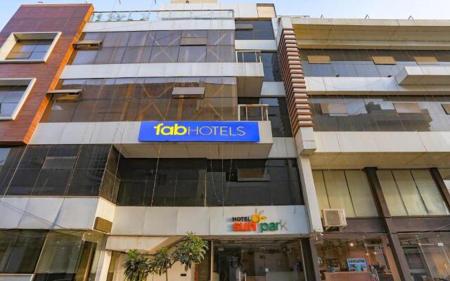 Fabhotel Sun Park