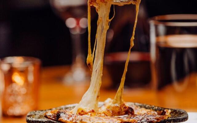 Surety Hotel, Autograph Collection