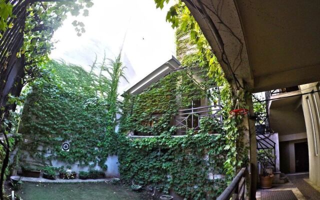 Classical Green Hostel