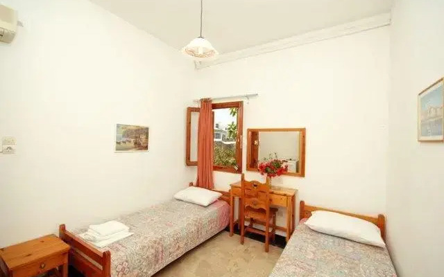 Pension Marmaras