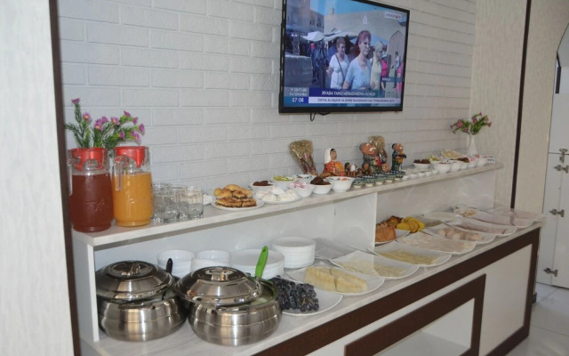 Mehmon Saroy Hotel