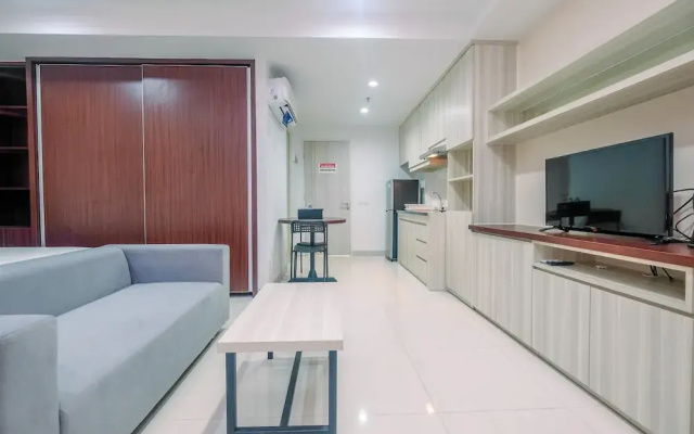 Fully Furnished Studio With Comfortable Design Azalea Suites Apartment