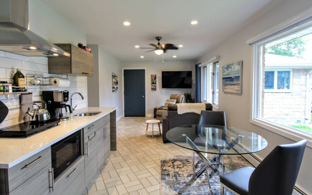 Coastal #1 and Cozy #2 - Seacliff Beach Suites