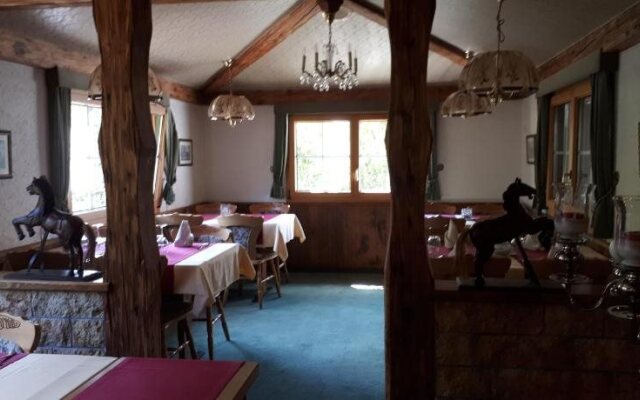 Hôtel Restaurant Le Cavalier