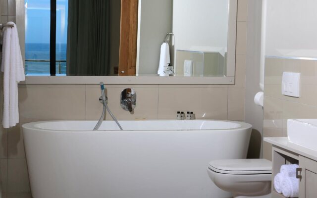 Brenton Haven Beachfront Resort