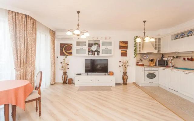 Dom-El Real Apartments Amphora