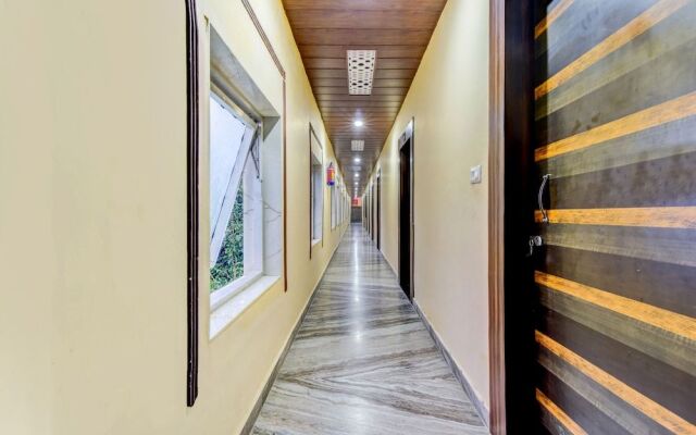 OYO 44294 Hotel Siddahanth International