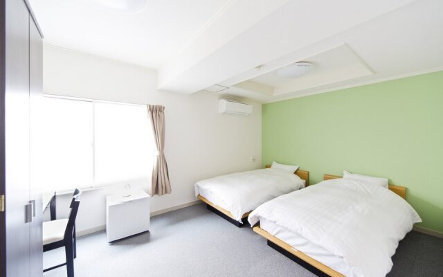 Shin-Okubo City Hotel