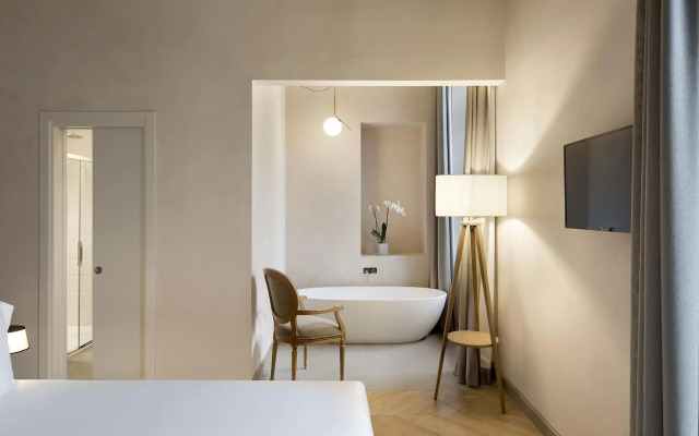 Opera 35 Boutique Hotel