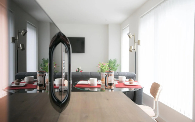 Moonside - Stunning Angel Apartments