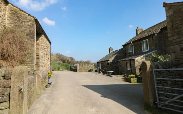 Midfeather Cottage