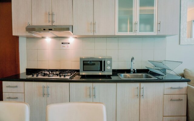 Elegant And Strategic 2Br Apartment At Thamrin Residence