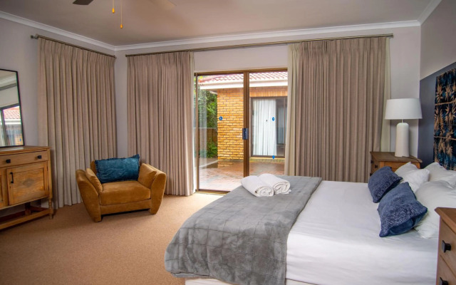 Great White Shark Accommodation