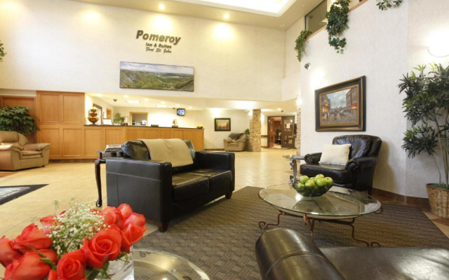 Pomeroy Inn & Suites Fort St. John