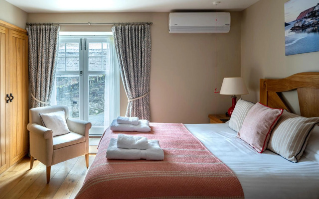 South Sands Hotel