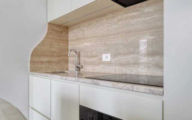 Chic flat with easy city centre access