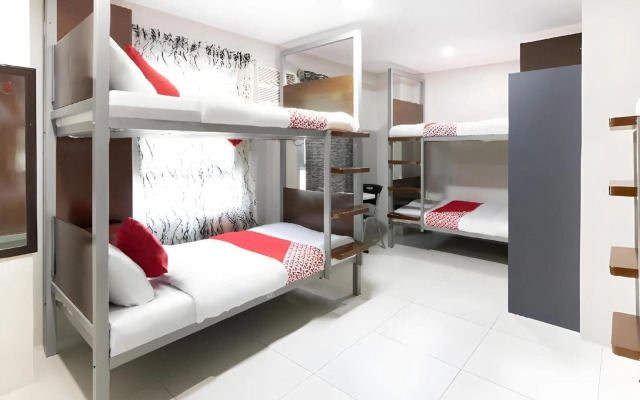 OYO 152 Sangco Condotel