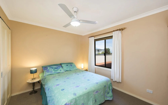 Sea Change - Spacious Family Holiday Accommodation Pet Friendly