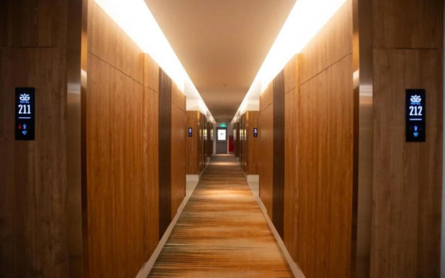 Aglow Hotel Harbor Bay Batam