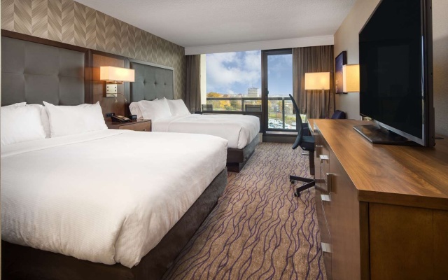 DoubleTree by Hilton Halifax Dartmouth