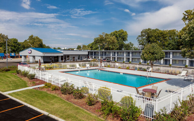 Envi Boutique Hotel Henderson-Evansville South