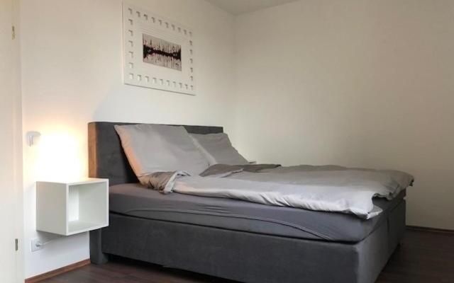 Wunderschöne Terrassenwohnung mit Seeblick! Ruhelage!