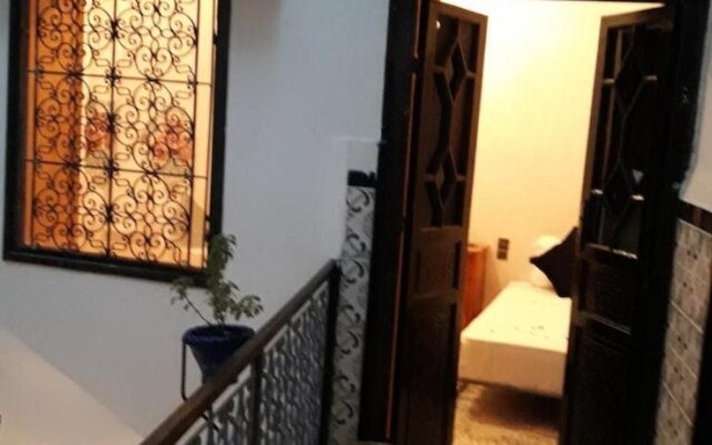 Full Moon Hostel