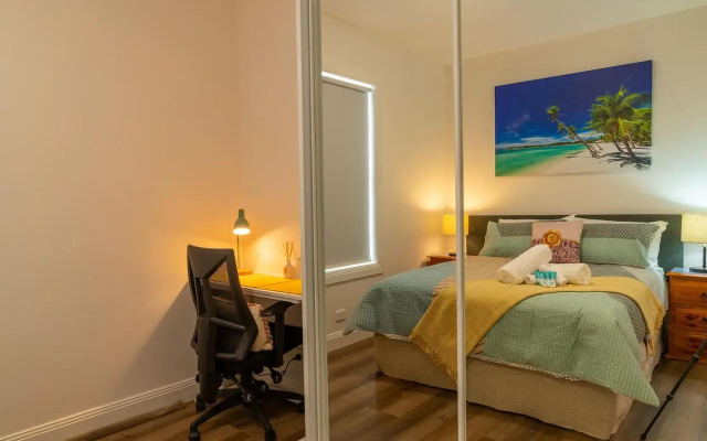 Paddington Villa 1 - Free Wi-fi, Netflix