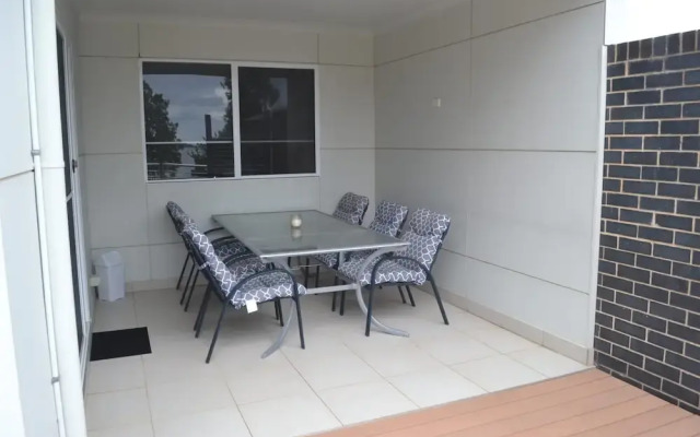 Waterview - 2 Doc Crt