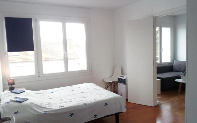 Charmant F2 avec vue, proche centre