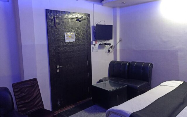 Hotel S R Lucknow