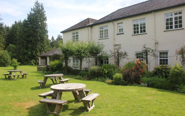 Nant Ddu Lodge Hotel