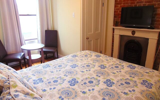 The Rendell Shea Manor