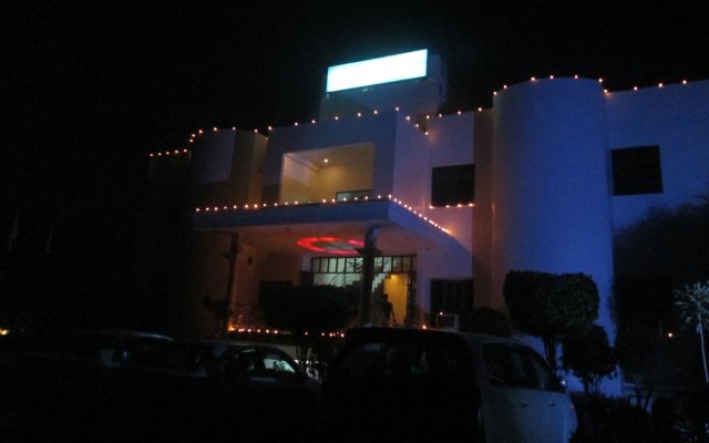 Hotel Ramprastha