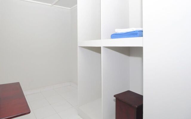 Airy Eco Glodok Pintu Besar Selatan 11A Jakarta