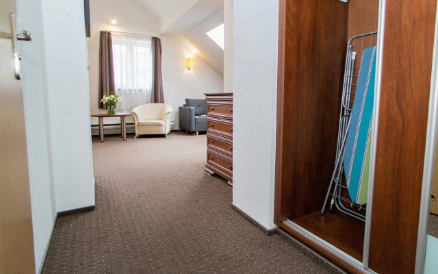 Warsaw -  Apartments Apartamenty Wilanów