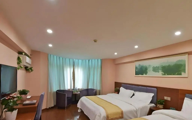 GreenTree Alliance Jiangsu Yangzhou Hanjiang Middle Road Libao Square Hotel