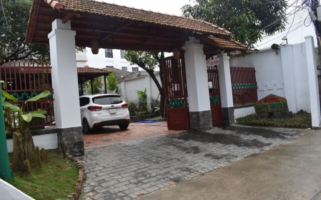 V.I.P's House  2