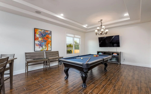 Casa Cielo 6 Bedroom Home by RedAwning