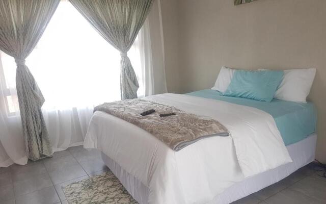 Jubie's Guest Lodge