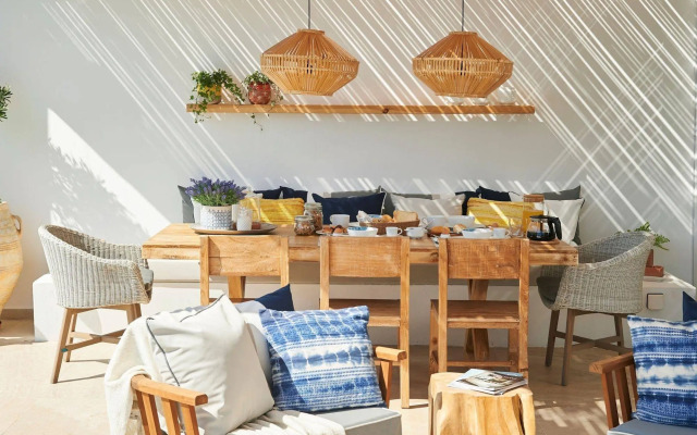 Nausicaa Luxury Villas By Louis Hotels
